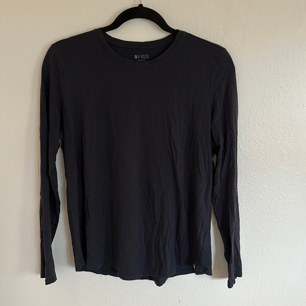 FIGS super soft long sleeved underscrubs